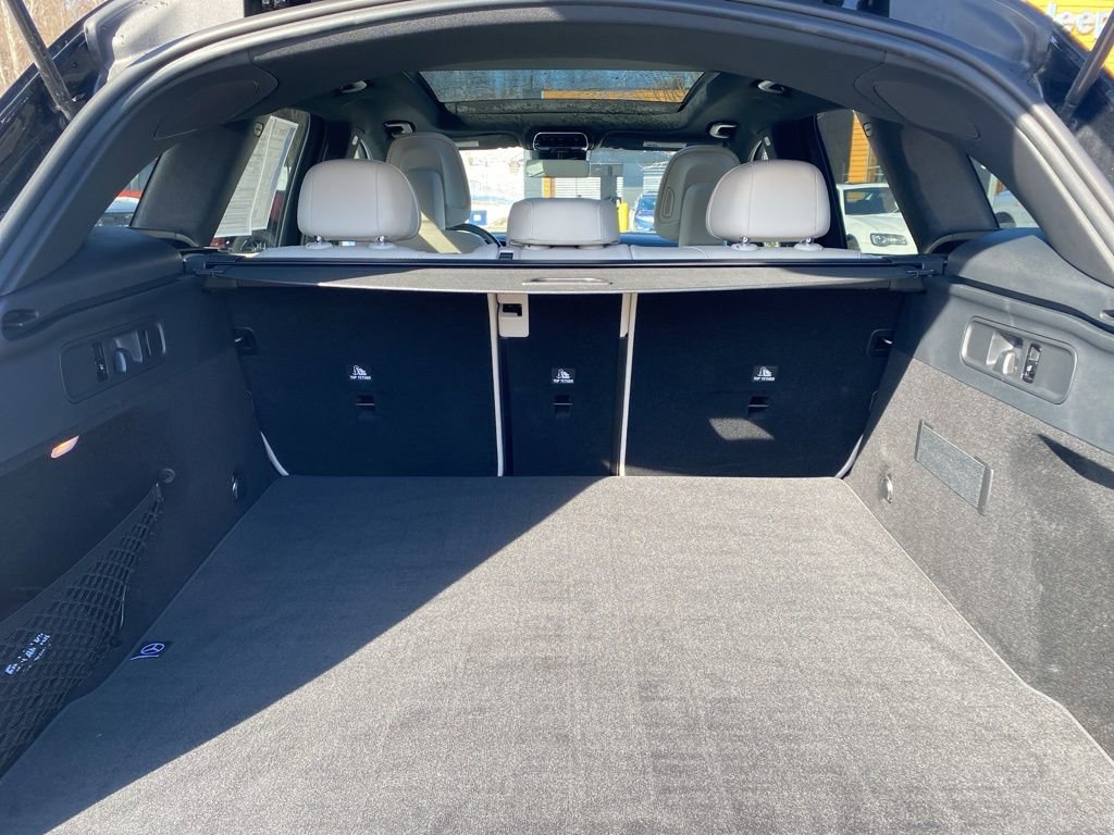 Used 2024 Mercedes-Benz GLC 300 4MATIC image 15