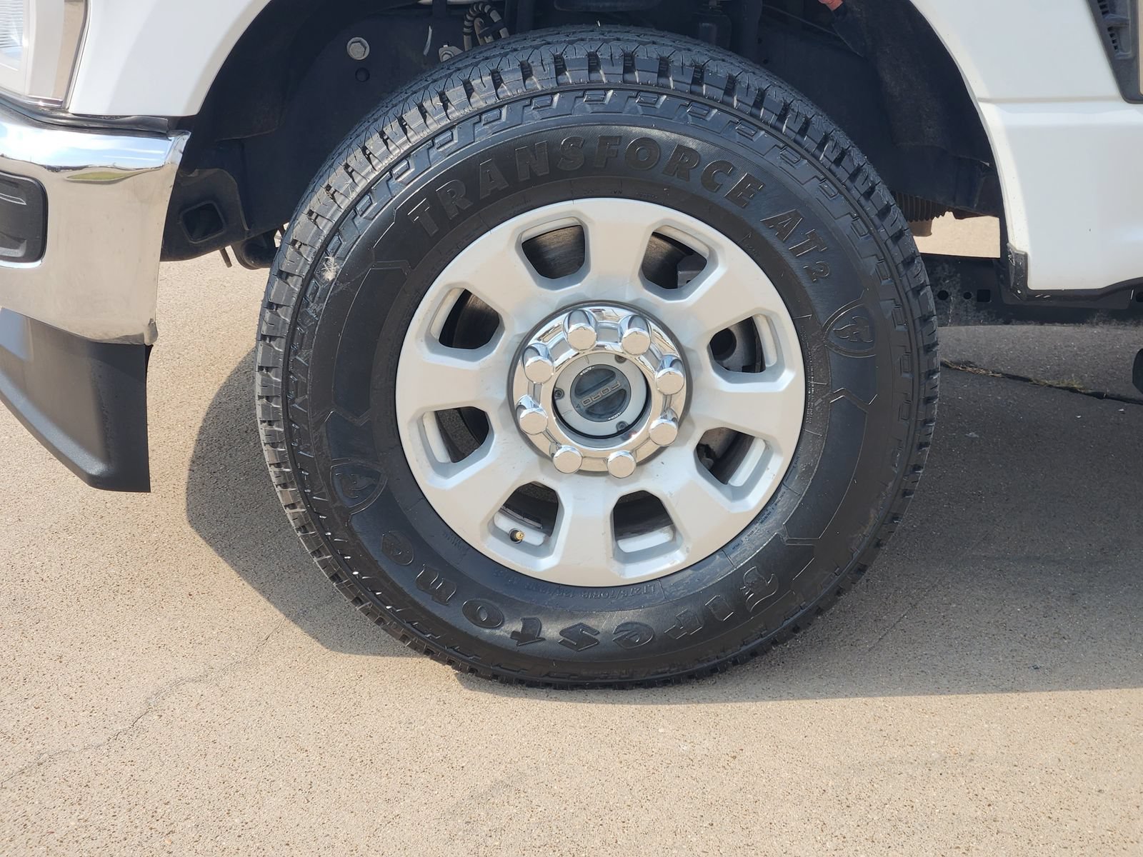 Used 2025 Ford F250 XLT w/ FX4 Off-Road Package AWD/4WD image 11