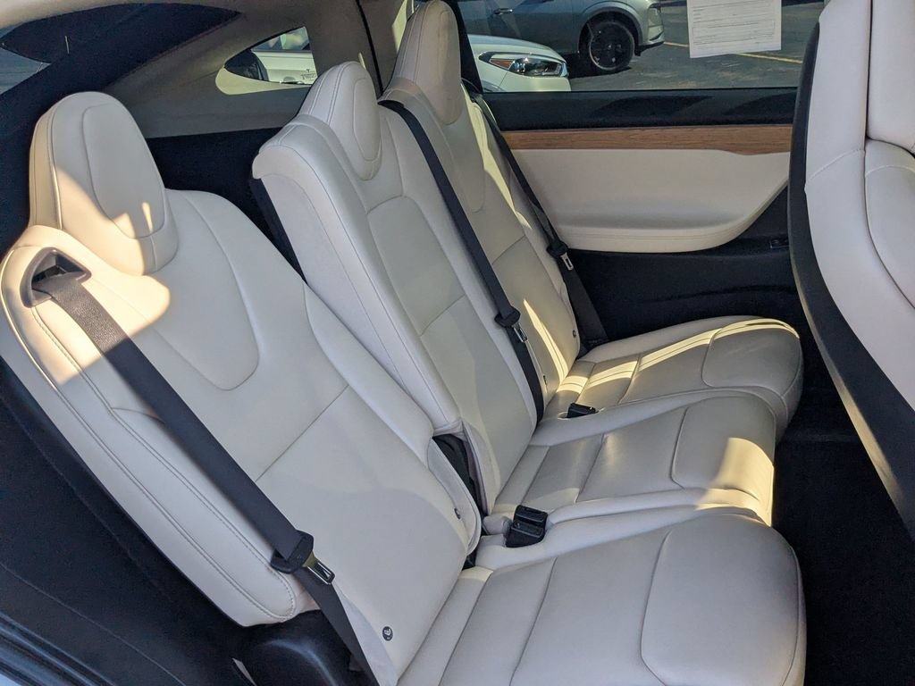 Used 2018 Tesla Model X 75D AWD/4WD image 28