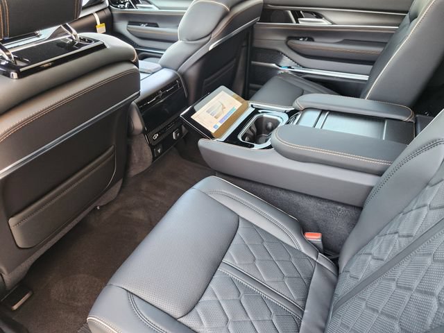 New 2026 Jeep Grand Wagoneer Summit AWD/4WD image 22