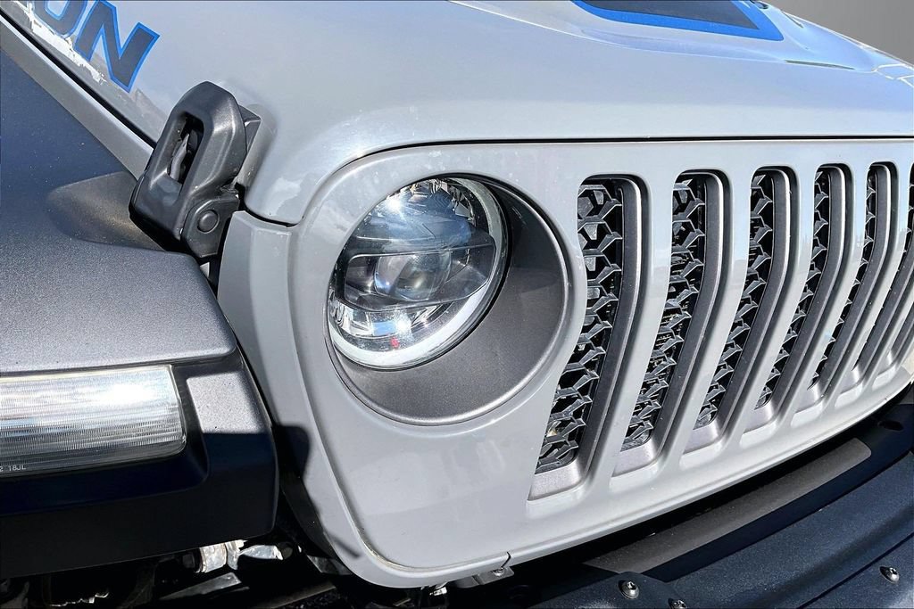 Used 2023 Jeep Wrangler Unlimited Rubicon 4xe w/ Steel Bumper Group AWD/4WD image 31