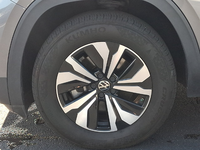 Used 2024 Volkswagen Atlas SE AWD/4WD image 31