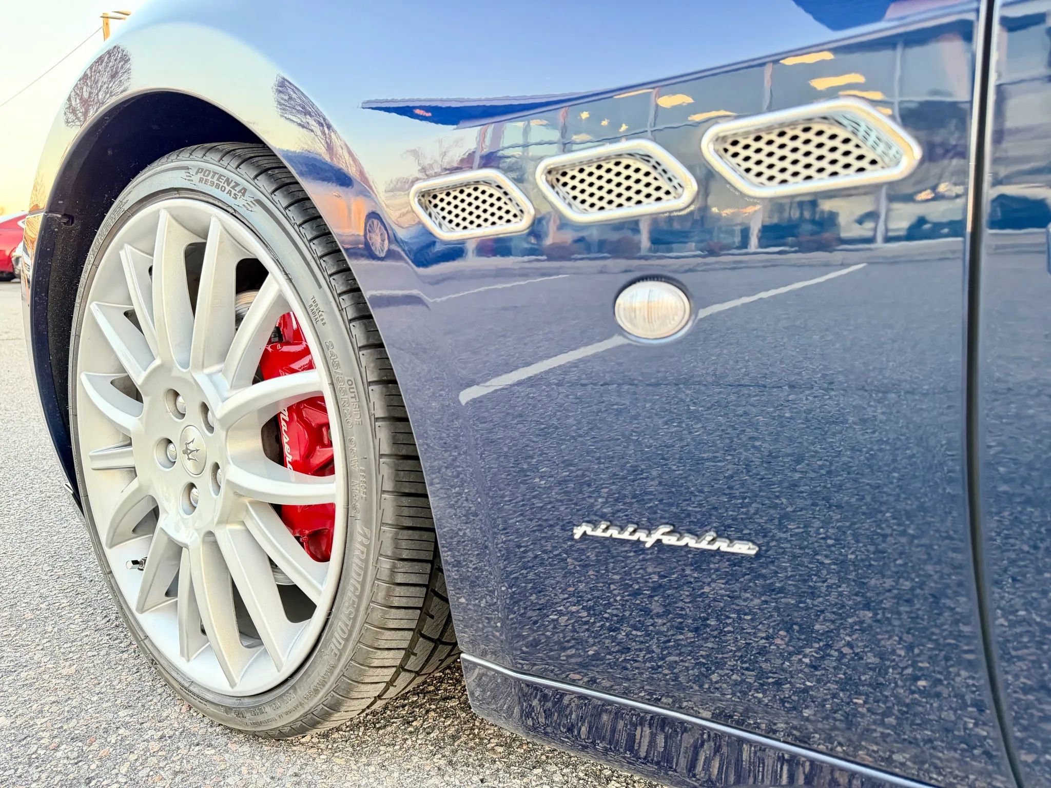 Used 2012 Maserati GranTurismo S image 18