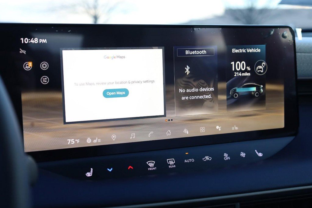 New 2026 Nissan Leaf Platinum+ w/ Cargo Package (Platinum+) image 13