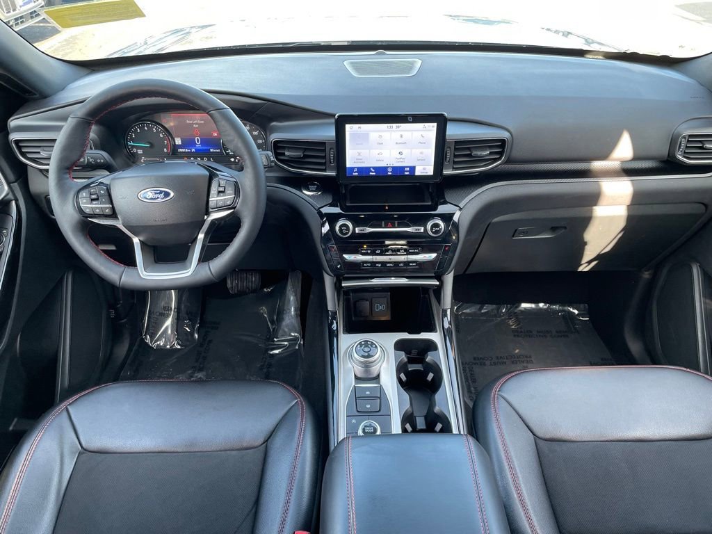 Used 2024 Ford Explorer ST-Line w/ Class IV Trailer Tow Package AWD/4WD image 11