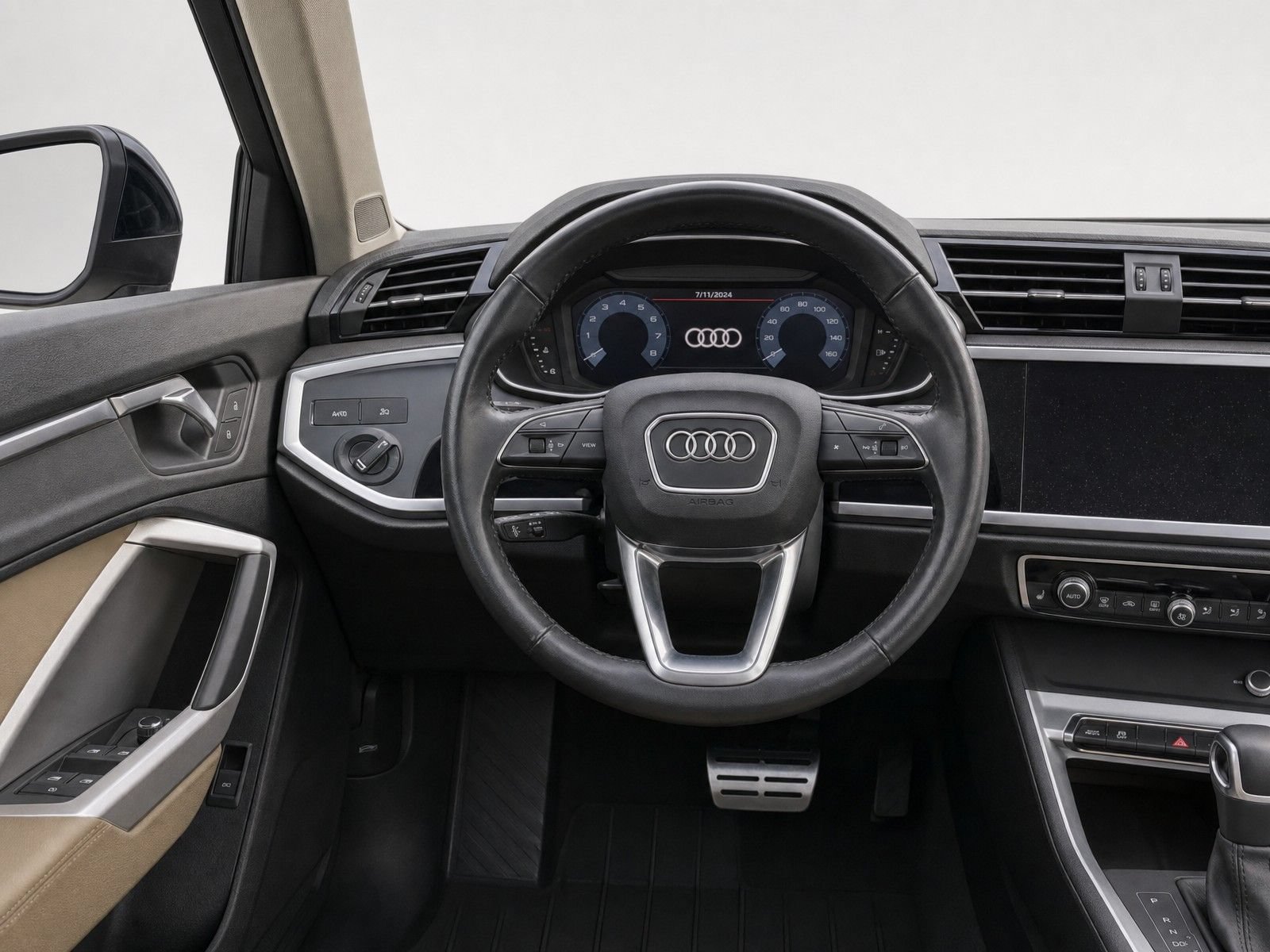 Used 2020 Audi Q3 2.0T Premium w/ Convenience Package AWD/4WD image 23