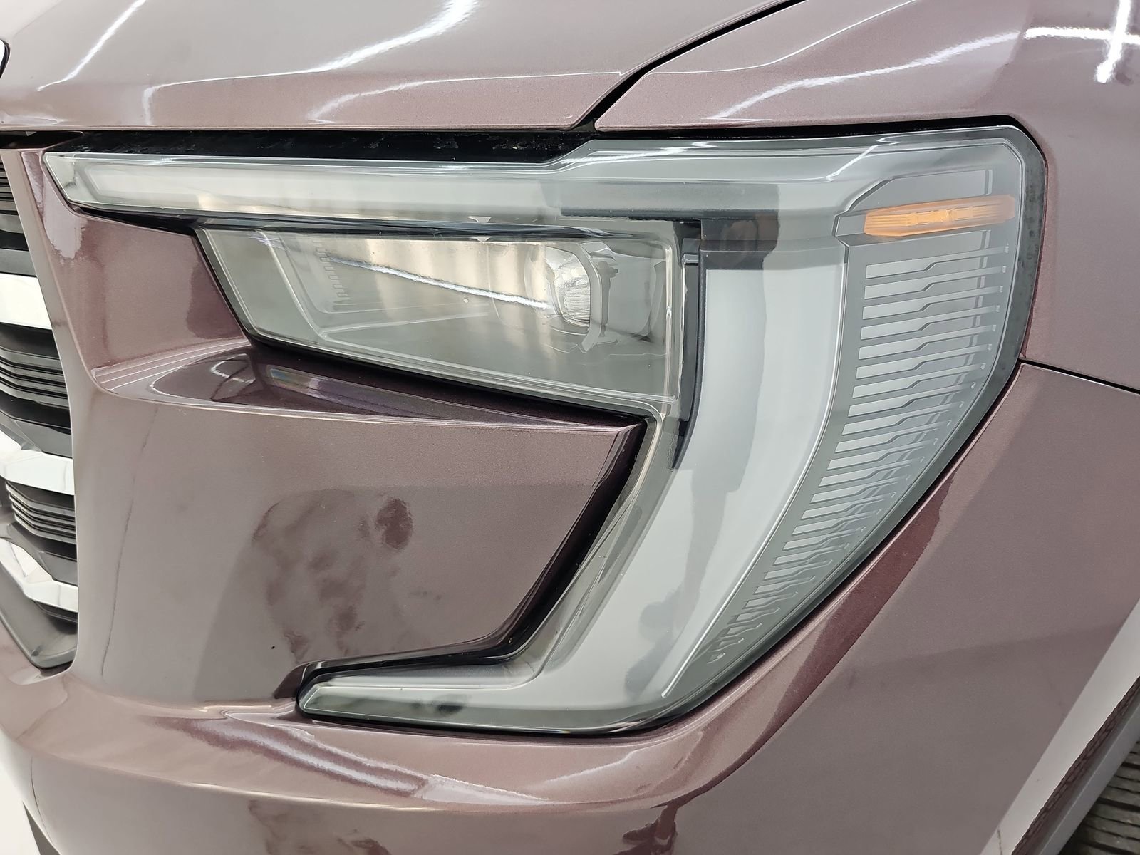 Used 2024 GMC Acadia Elevation FWD image 40