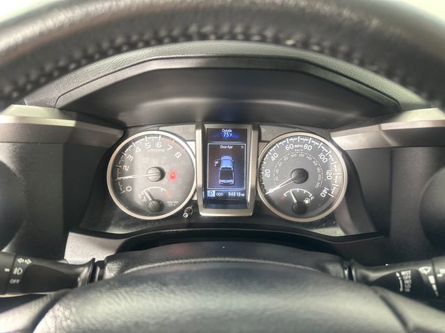 Used 2018 Toyota Tacoma SR5 image 21