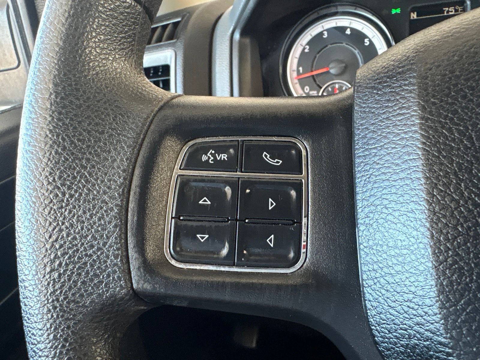 Used 2018 RAM 2500 Tradesman w/ Chrome Appearance Group AWD/4WD image 39