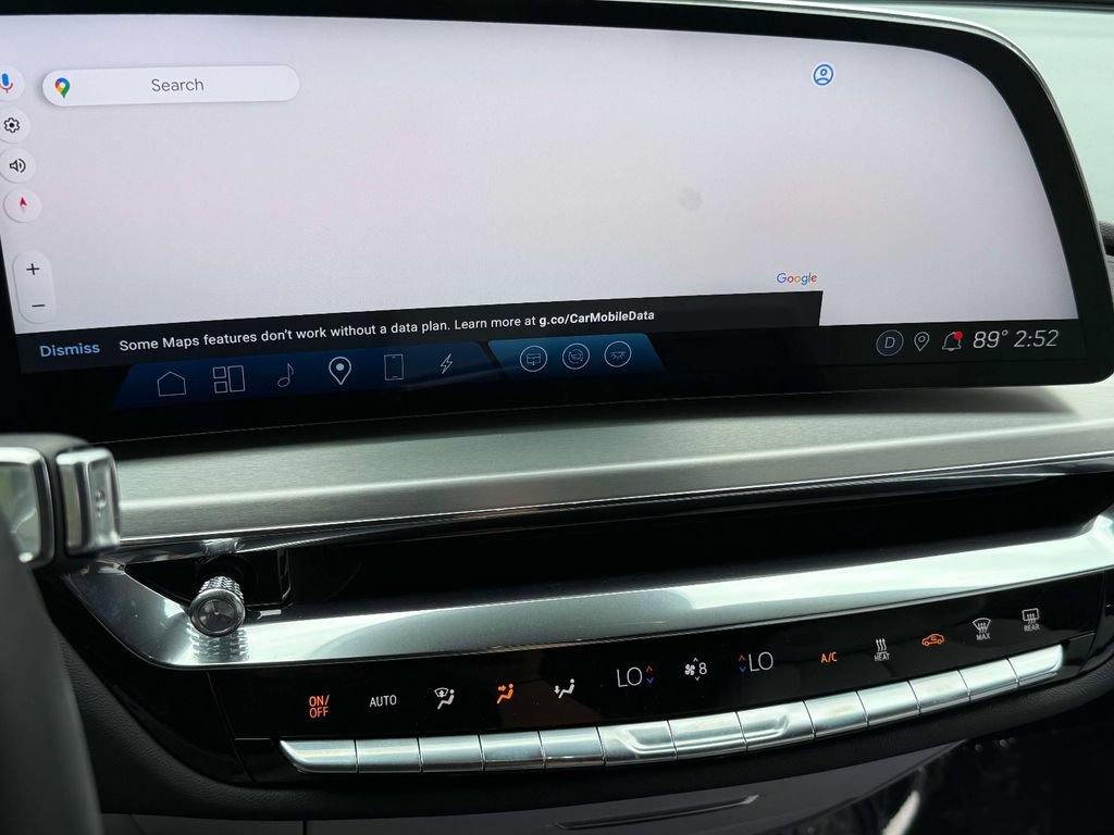Used 2023 Cadillac Lyriq 2WD image 6
