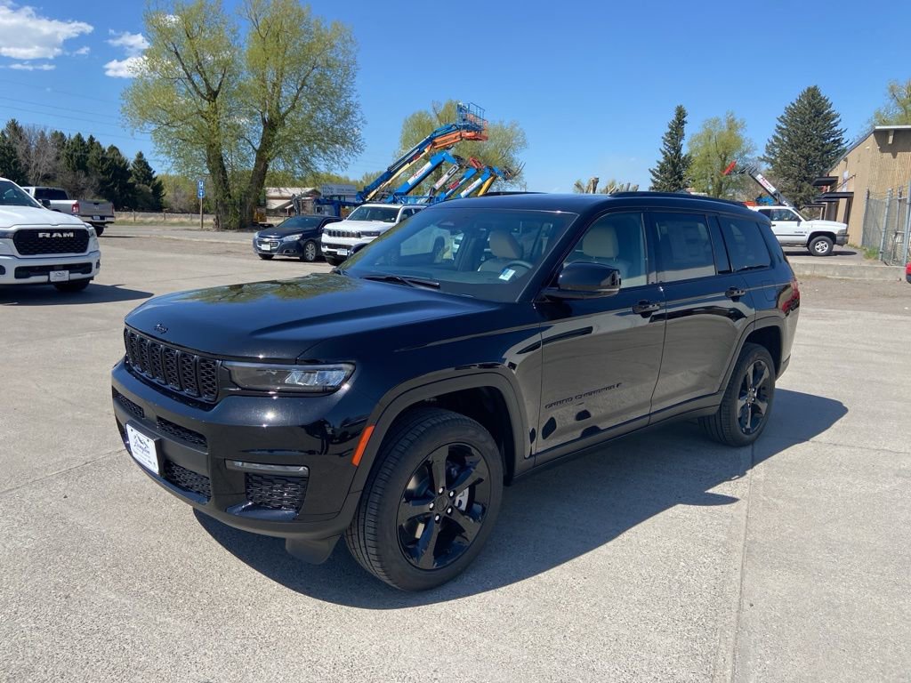 New 2025 Jeep Grand Cherokee L Limited w/ Black Appearance Package image 3