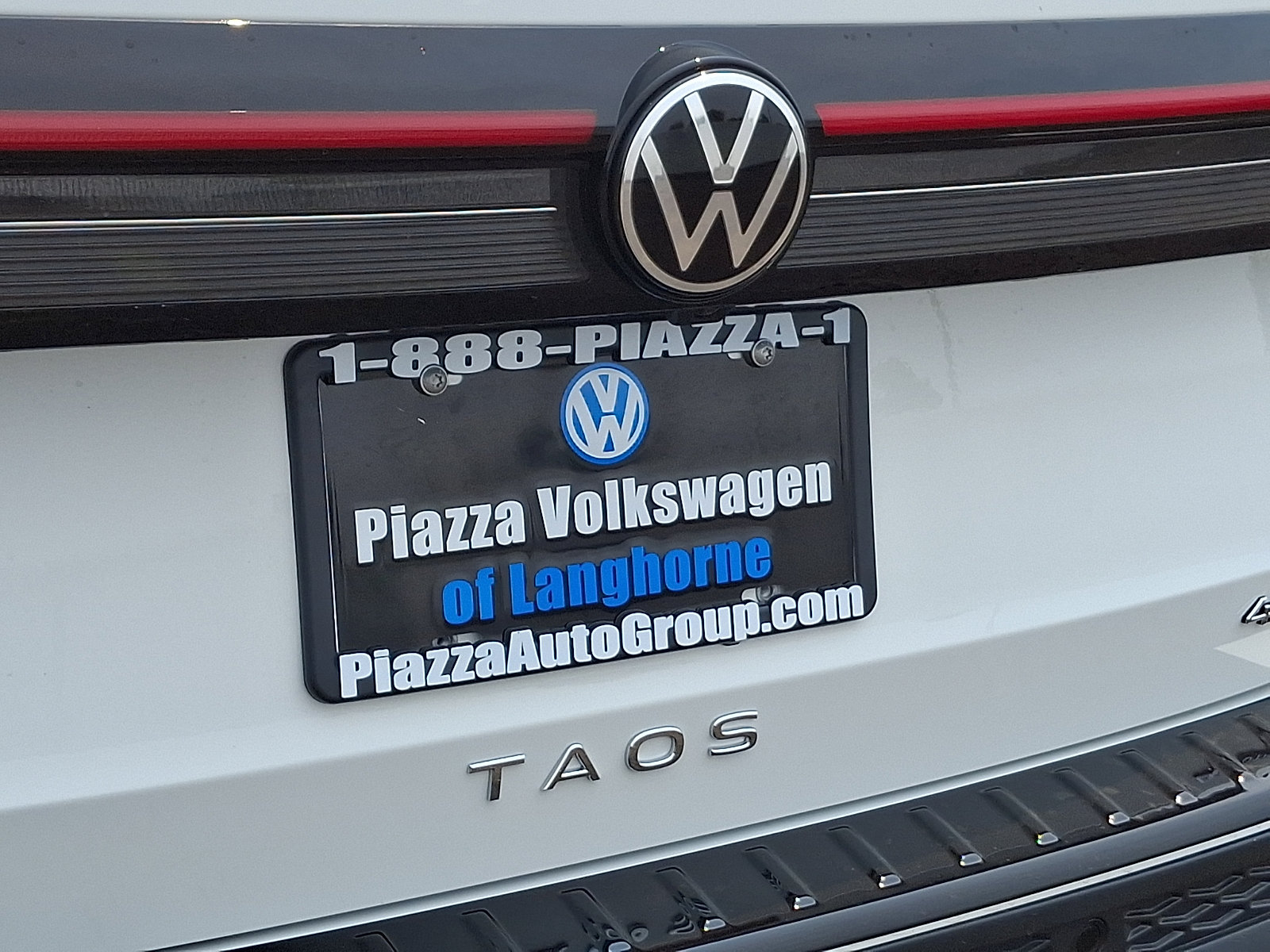New 2026 Volkswagen Taos SEL AWD/4WD image 11