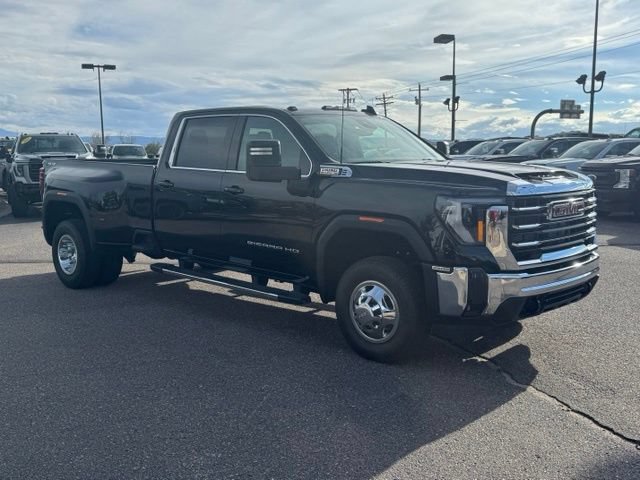 Certified 2026 GMC Sierra 3500 SLE w/ SLE Convenience Package AWD/4WD image 8