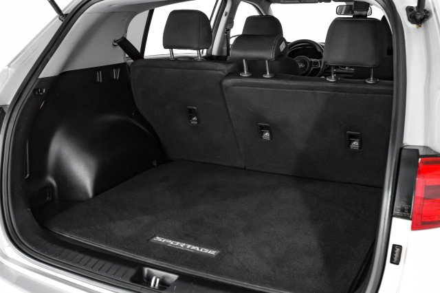 Used 2019 Kia Sportage LX image 46