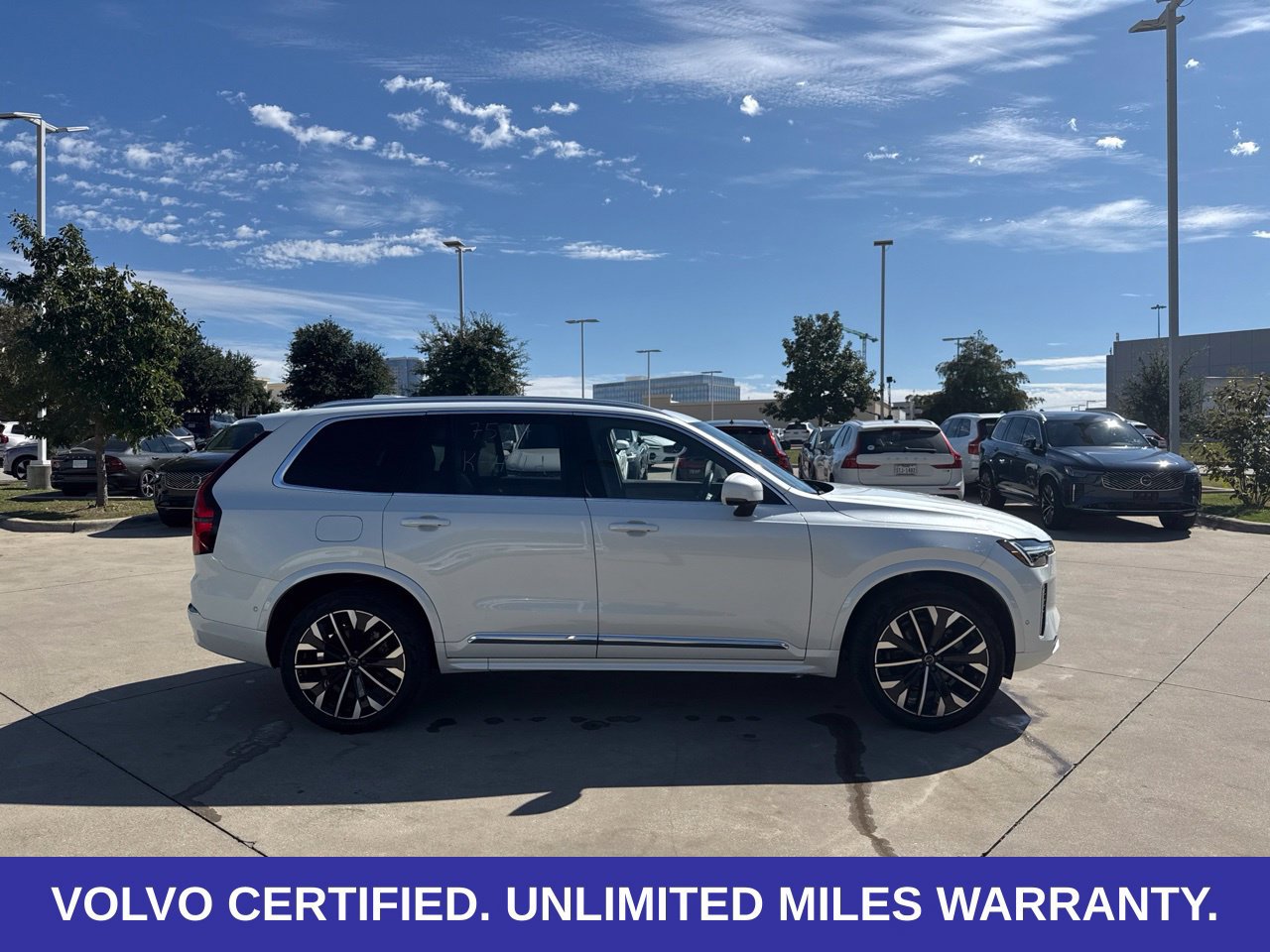 Certified 2026 Volvo XC90 B6 Plus AWD/4WD image 11
