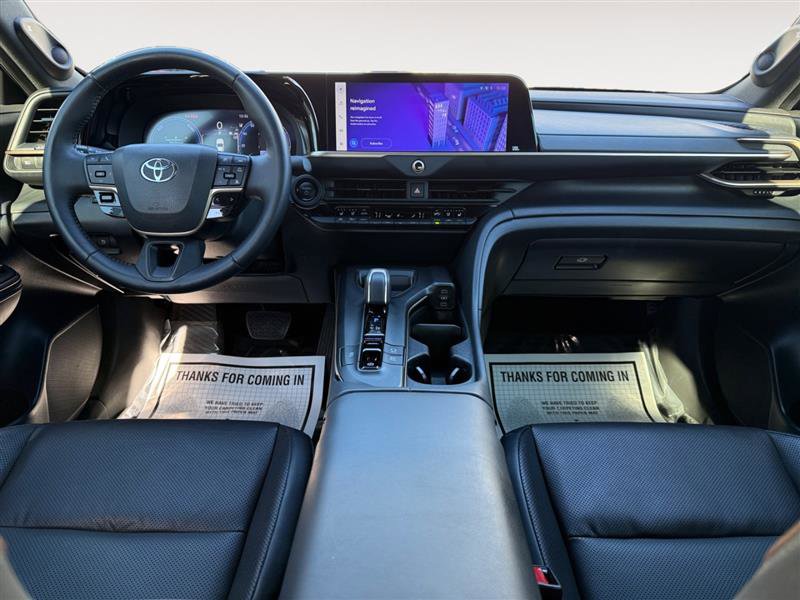 Used 2023 Toyota Crown image 11