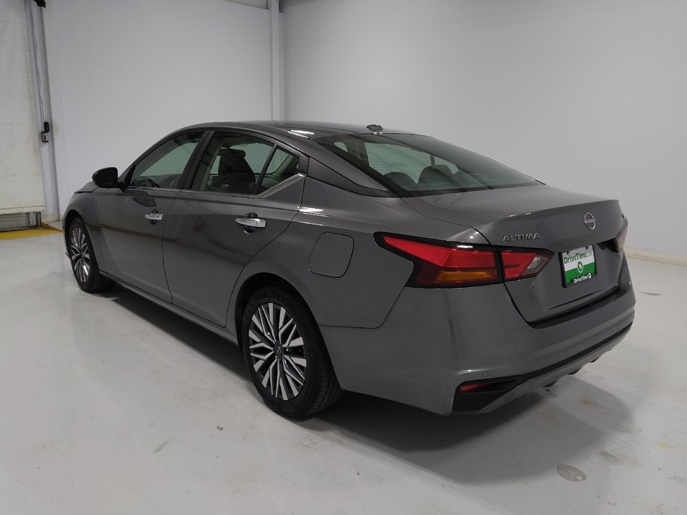 Used 2024 Nissan Altima 2.5 SV FWD image 5