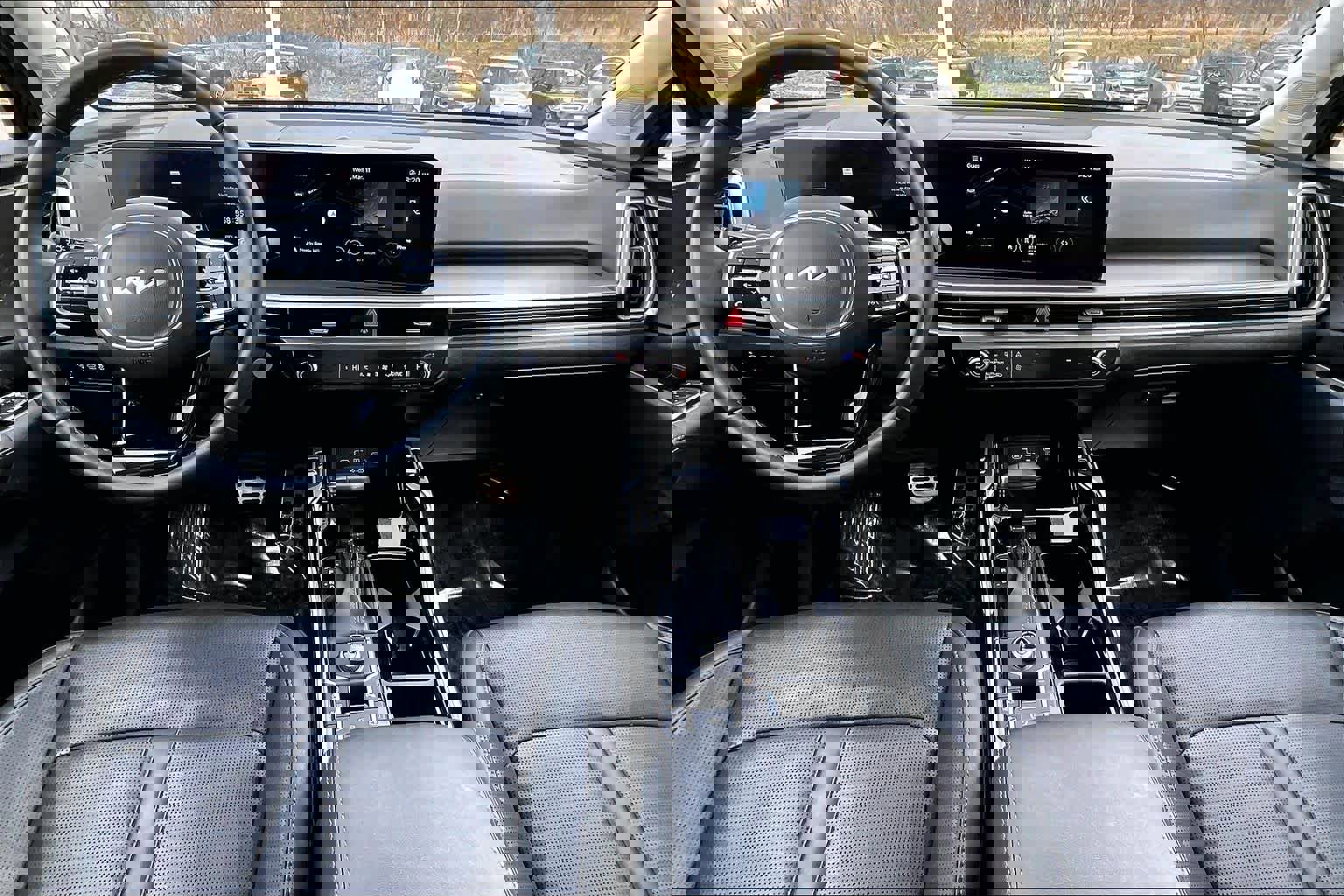 Used 2024 Kia Sorento SX image 14