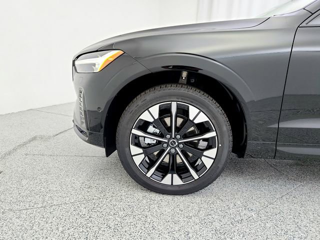 New 2026 Volvo XC60 B5 Plus w/ Protection Package Premier AWD/4WD image 26