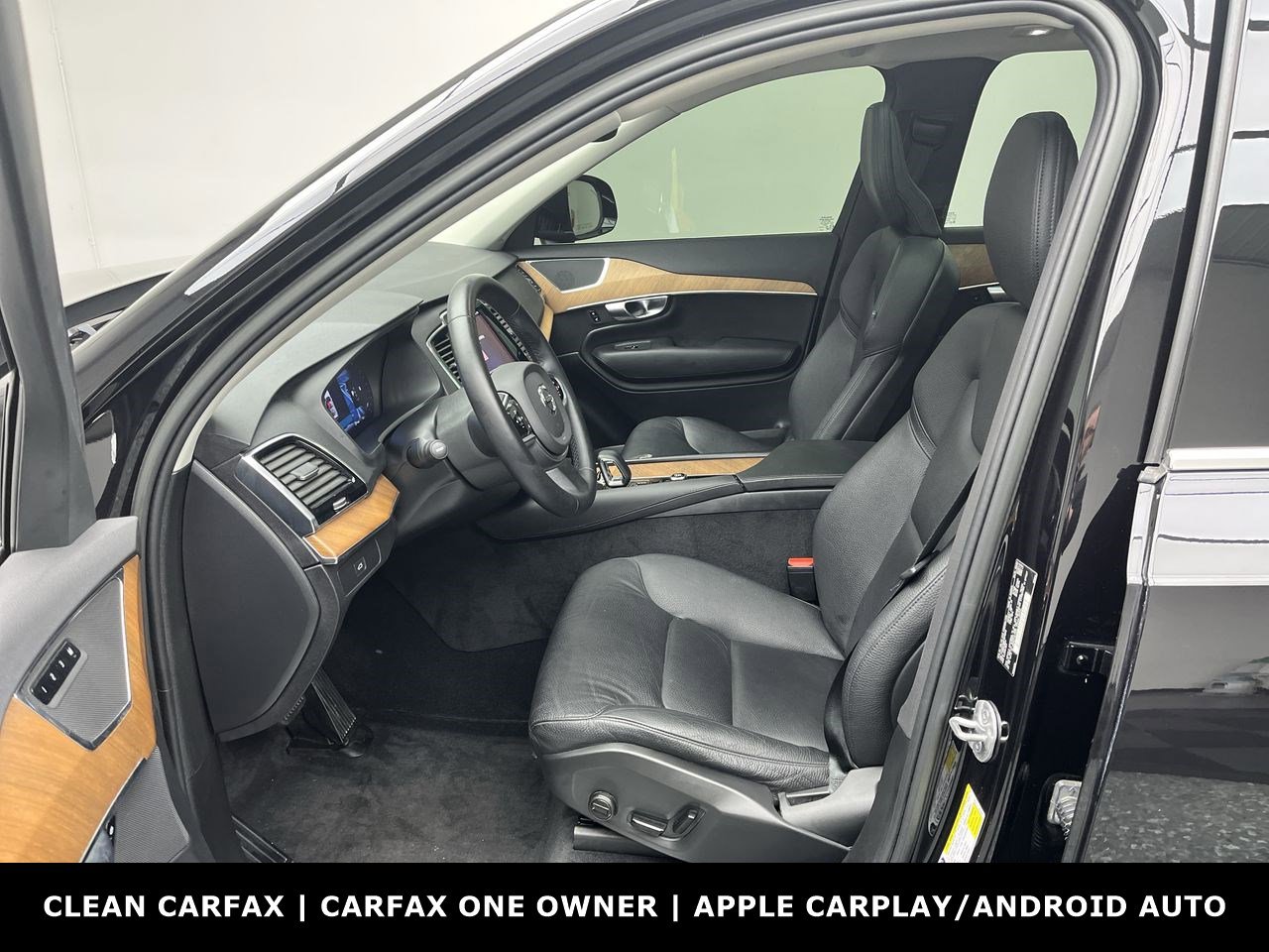 Used 2023 Volvo XC90 B6 Plus w/ Protection Package image 3