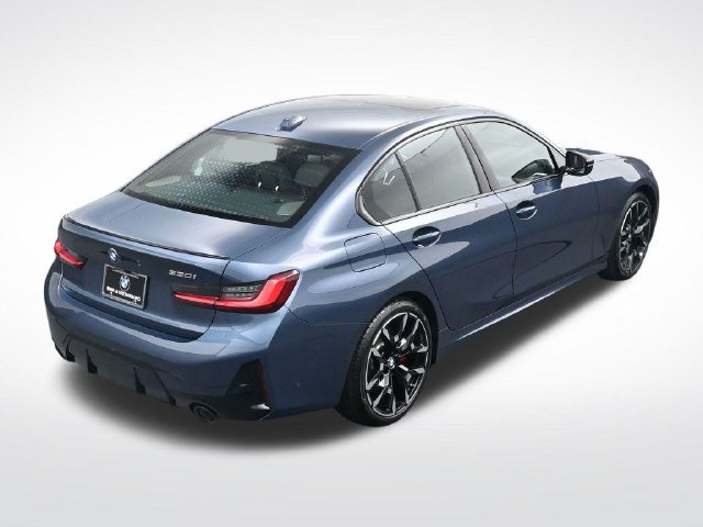 New 2026 BMW 330i Sedan w/ M Sport Package RWD image 25