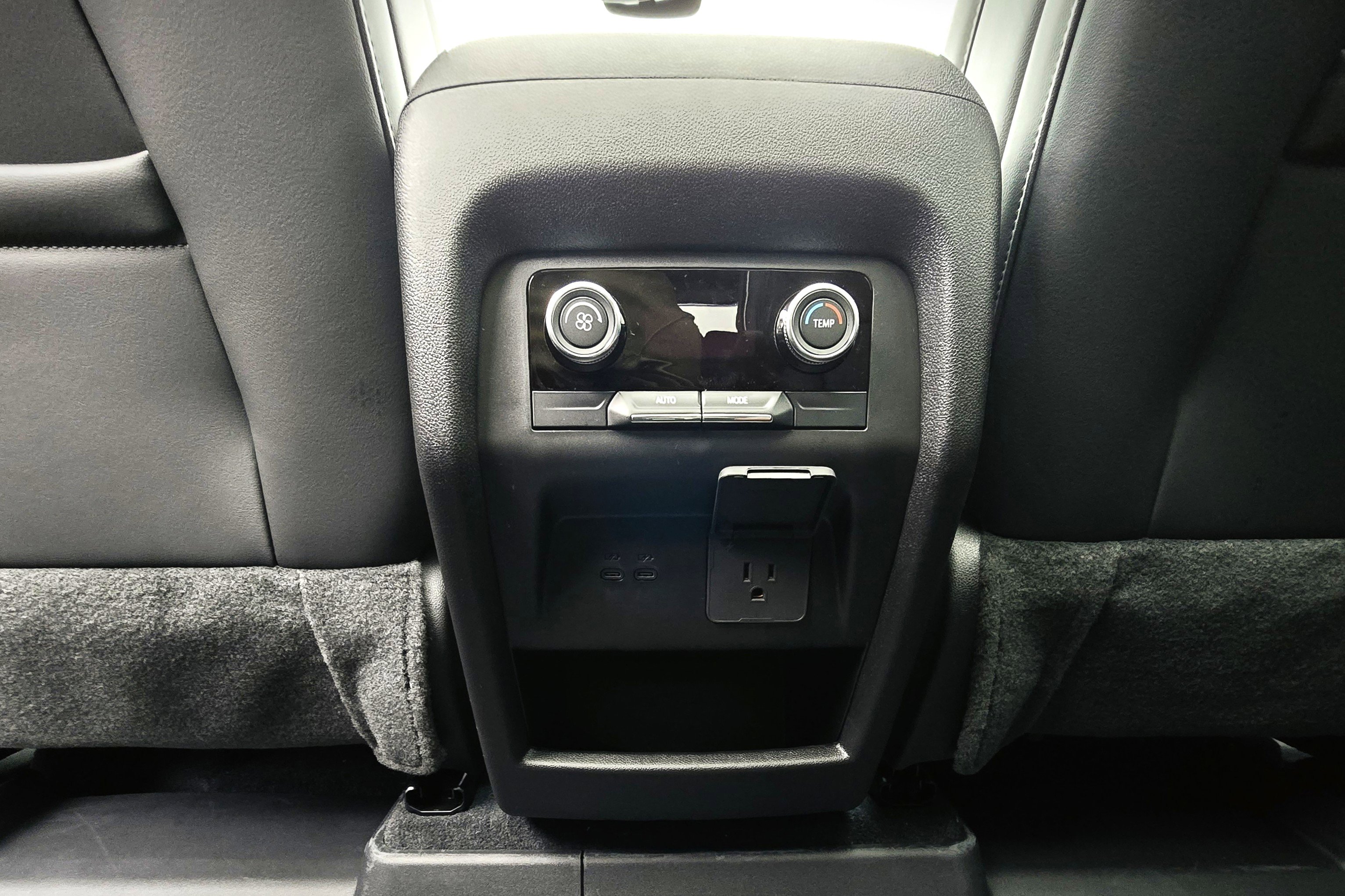 New 2026 Buick Enclave Sport Touring w/ Super Cruise Package image 25