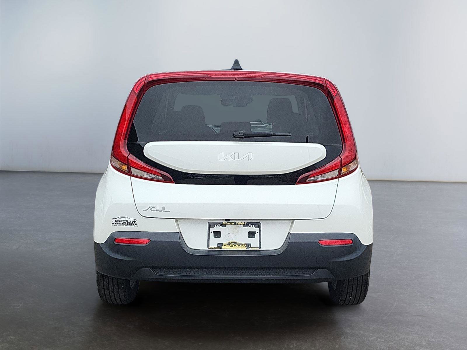 Used 2022 Kia Soul LX w/ Technology Package image 4