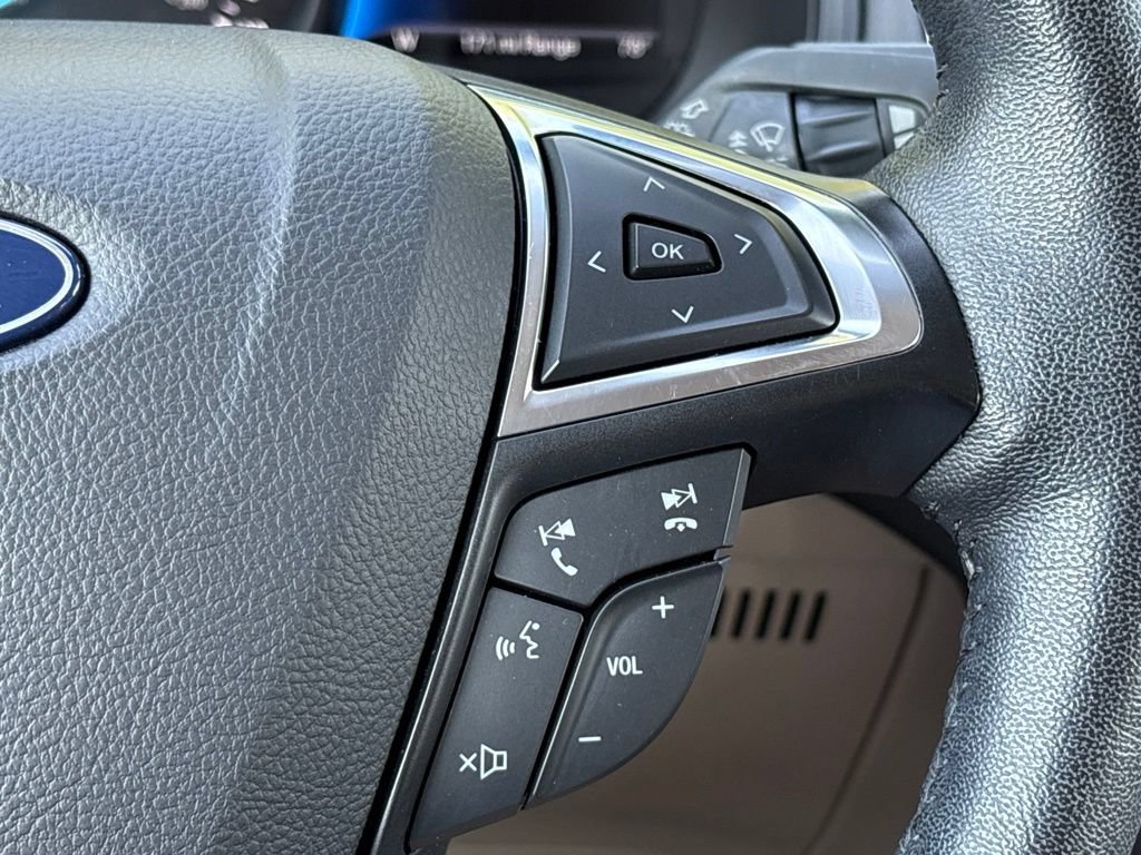 Used 2022 Ford Edge Titanium AWD/4WD image 19
