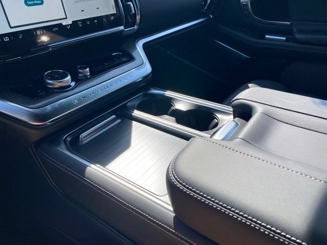 New 2027 Ford Expedition Max Platinum w/ Stealth Appearance Package AWD/4WD image 31
