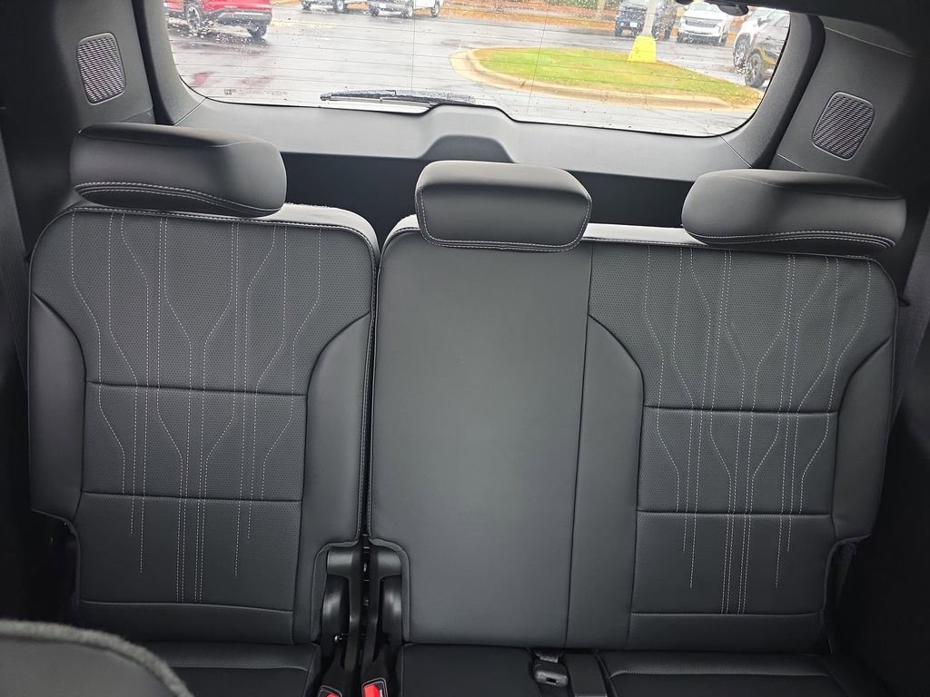 New 2026 Buick Enclave Avenir w/ Super Cruise Package image 12