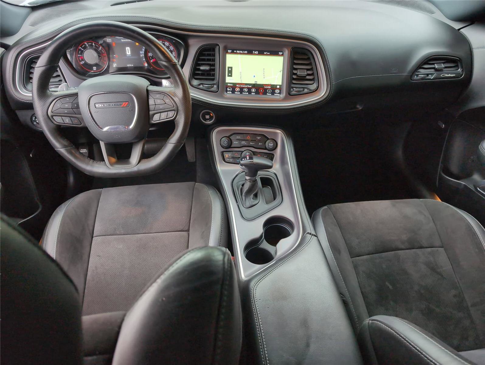 Used 2020 Dodge Challenger R/T w/ Plus Package image 26