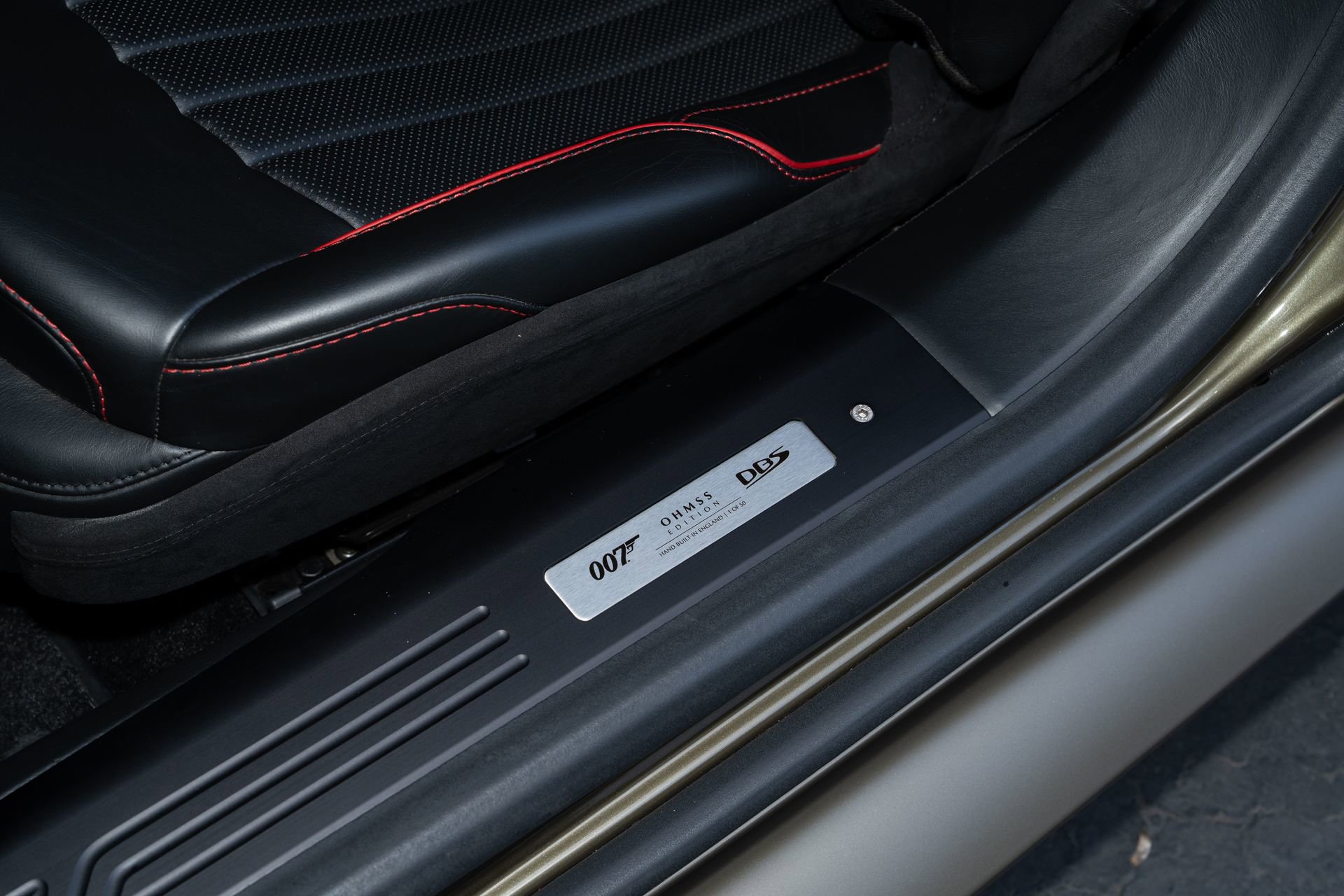 Used 2020 Aston Martin DBS Superleggera RWD image 18