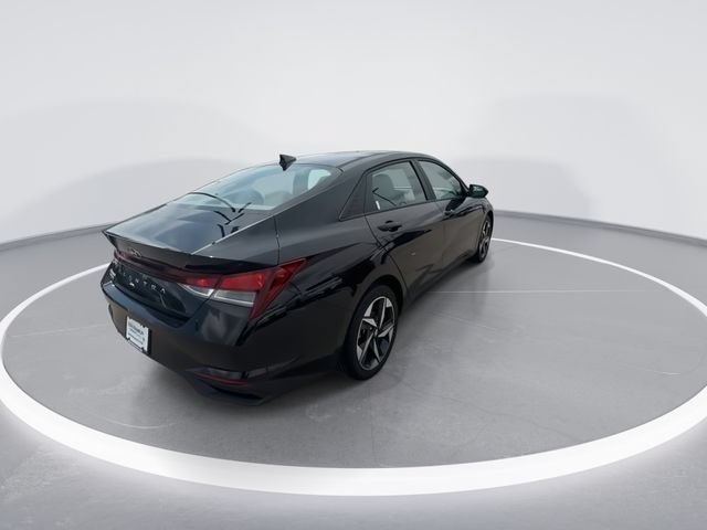 Certified 2023 Hyundai Elantra SEL w/ Convenience Package FWD image 8