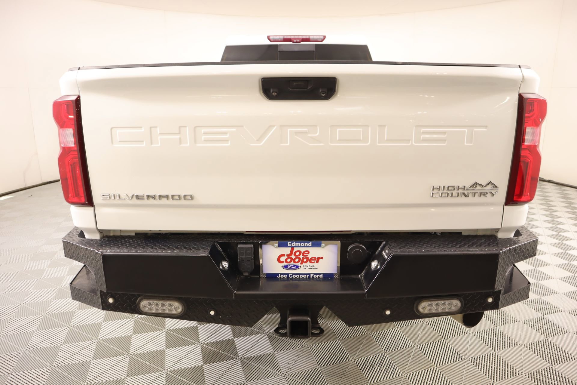 Used 2023 Chevrolet Silverado 3500 High Country AWD/4WD image 22