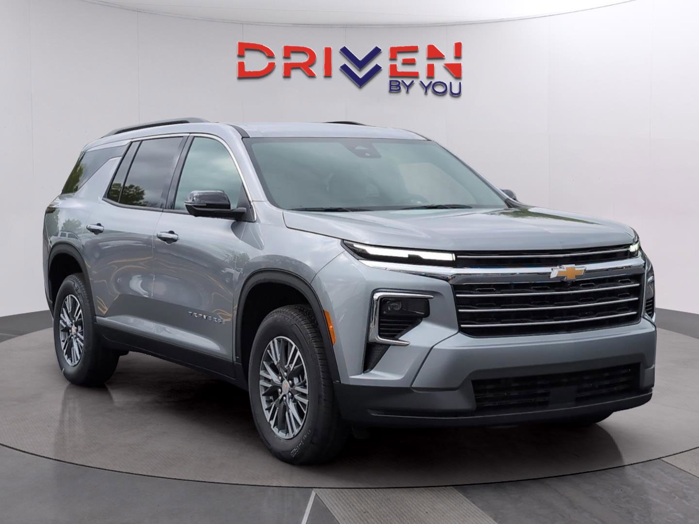 New 2026 Chevrolet Traverse LT w/ Driver Confidence Package image 7