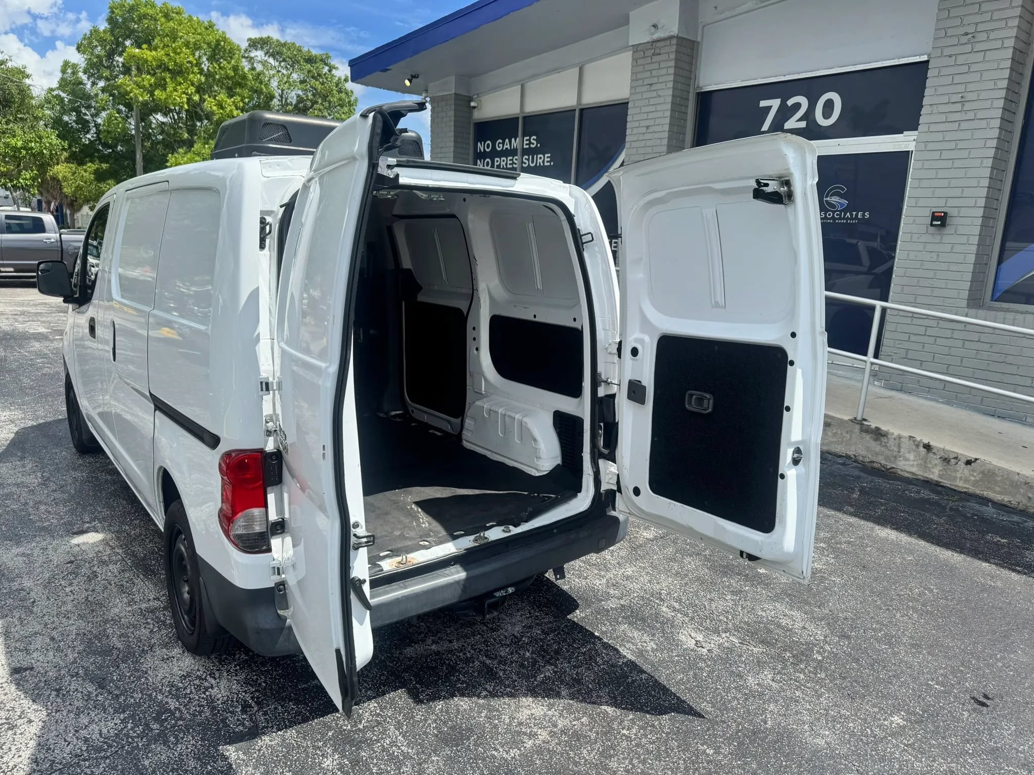 Used 2019 Nissan NV200 S w/ Cruise Control Package FWD image 9