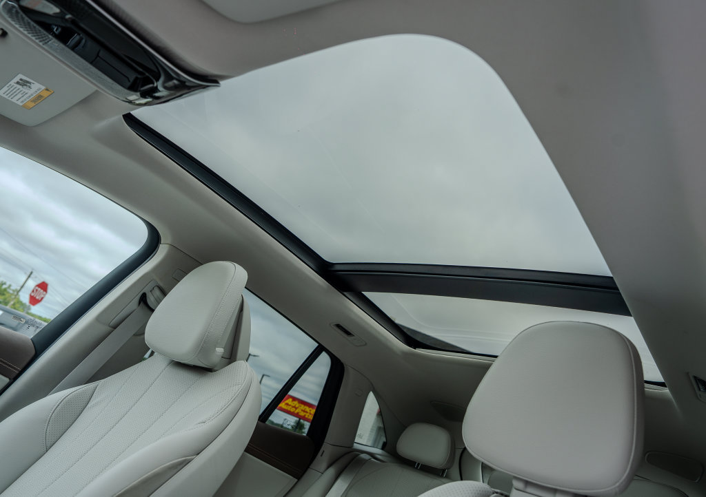 Used 2023 Mercedes-Benz EQE 350+ SUV w/ AMG Line Exterior Package image 17
