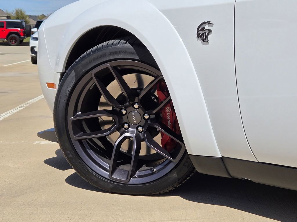 Used 2019 Dodge Challenger SRT Hellcat Redeye image 30