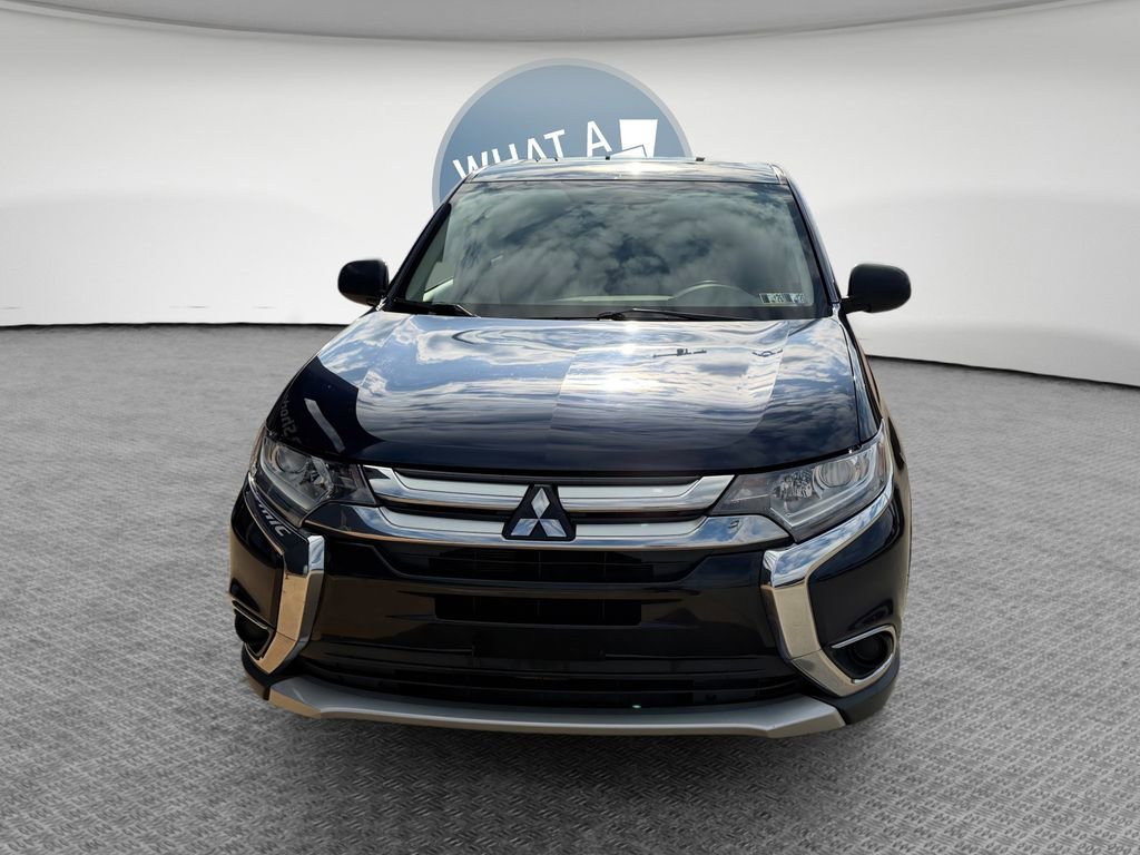 Used 2016 Mitsubishi Outlander ES image 9