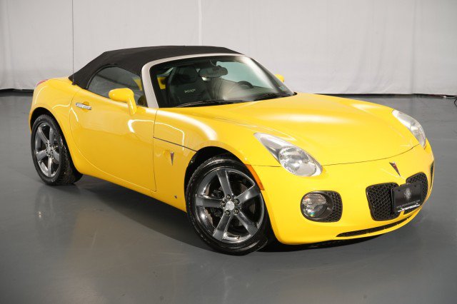 Used 2007 Pontiac Solstice GXP w/ Premium Package RWD image 12