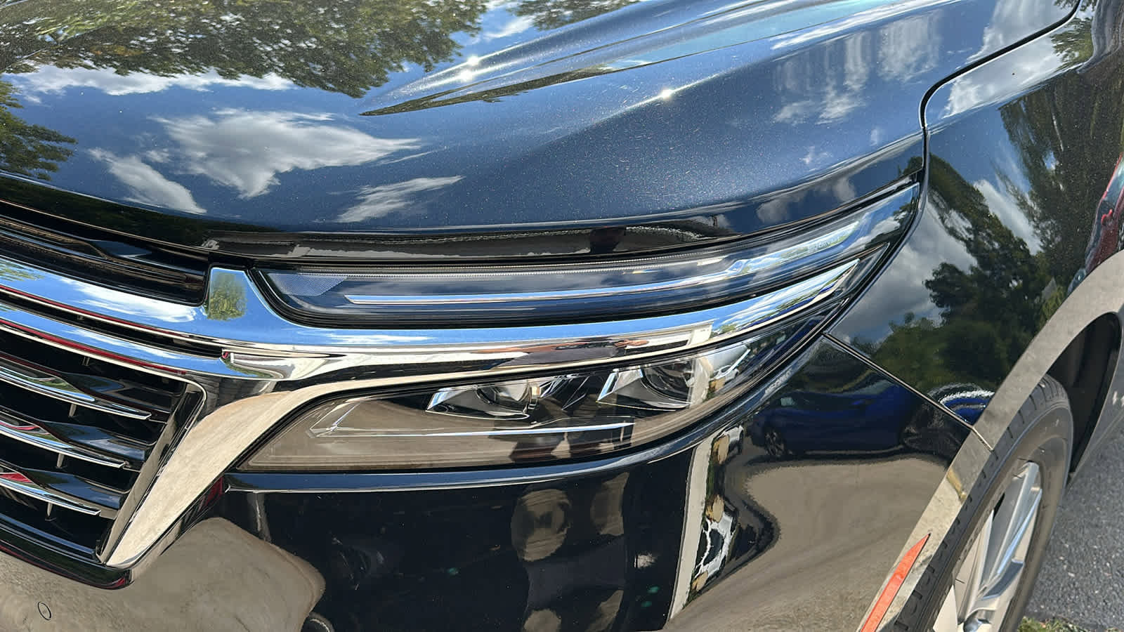 Used 2022 Chevrolet Equinox Premier image 9