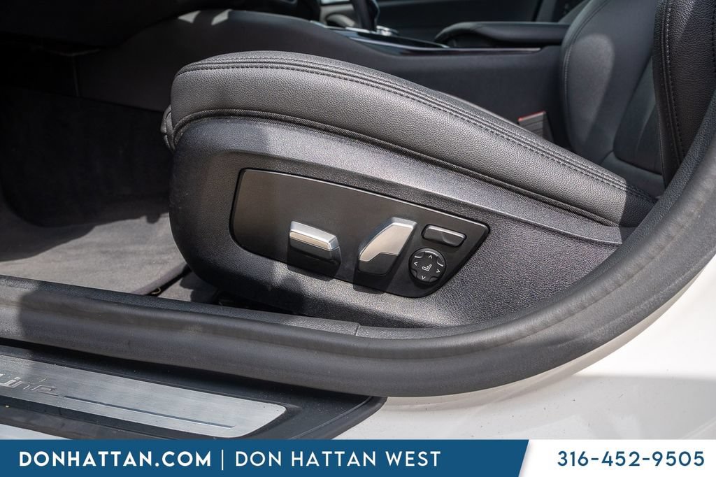 Used 2020 BMW 530i w/ Convenience Package RWD image 23