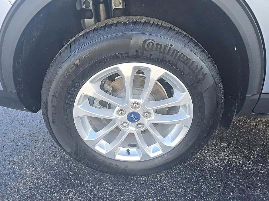 Used 2022 Ford Escape SE w/ Convenience Package image 38