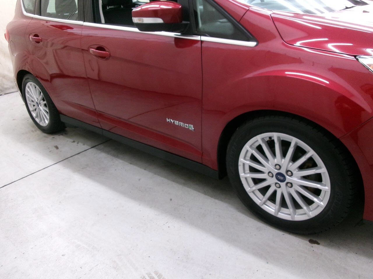 Used 2016 Ford C-MAX SEL FWD image 10
