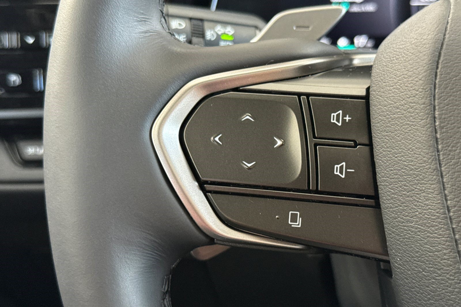 Certified 2026 Lexus TX 550h AWD Plug-In Hybrid w/ Technology Package image 31