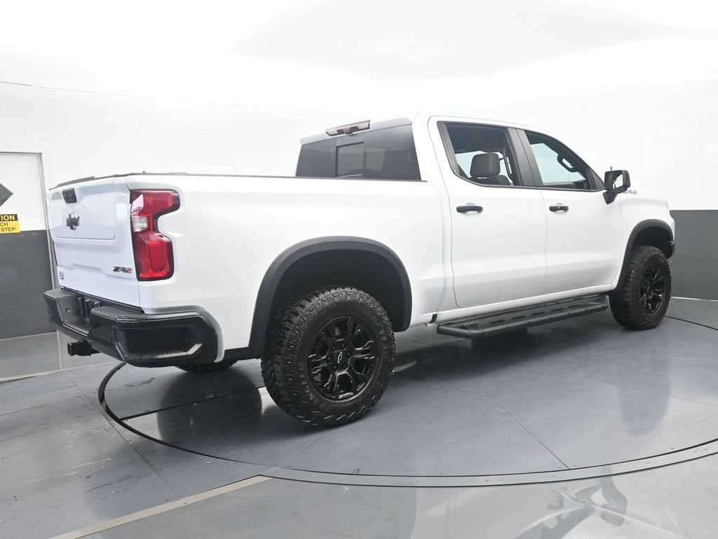Used 2024 Chevrolet Silverado 1500 ZR2 w/ Technology Package AWD/4WD image 6