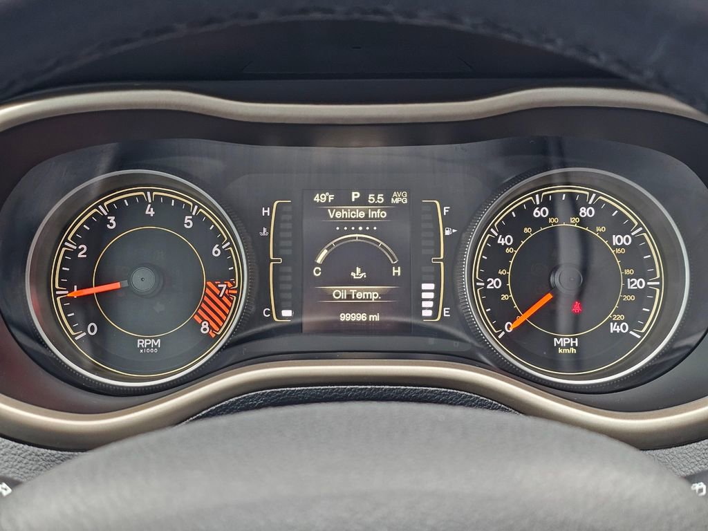 Used 2015 Jeep Cherokee Latitude w/ Cold Weather Group image 27