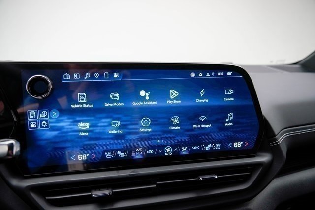 New 2025 Chevrolet Silverado EV LT image 27