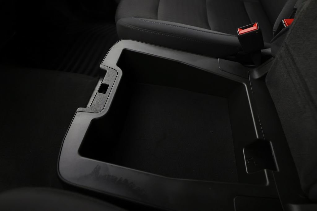 Used 2025 Chevrolet Silverado 1500 Custom RWD image 30