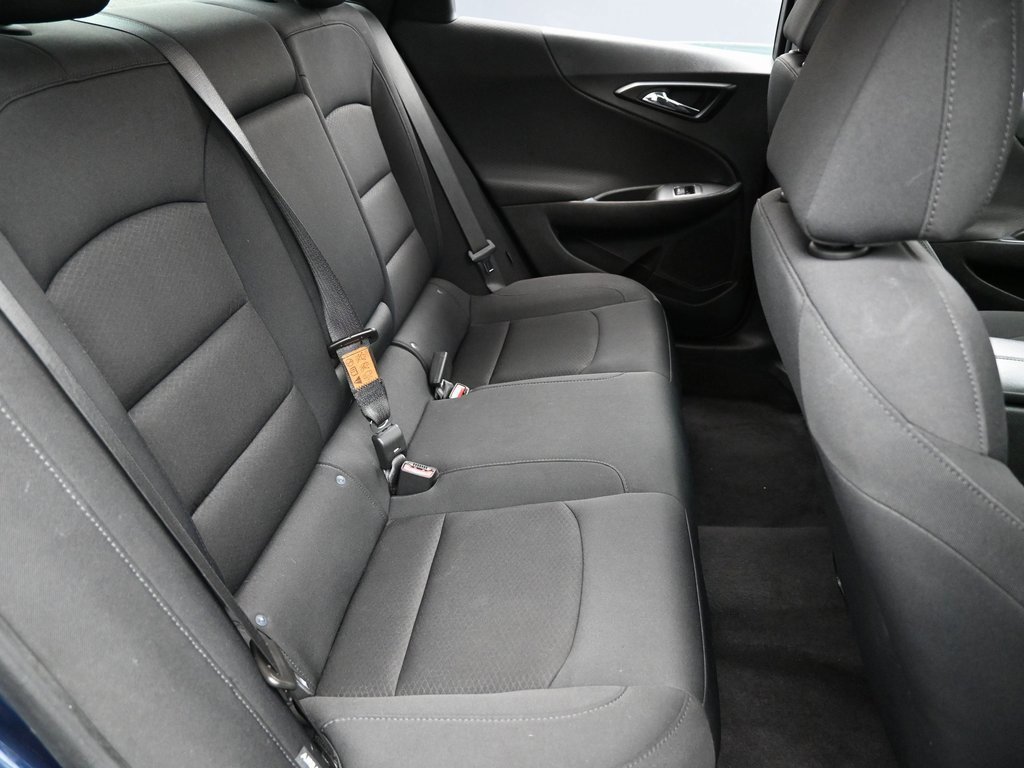 Used 2022 Chevrolet Malibu LT image 31